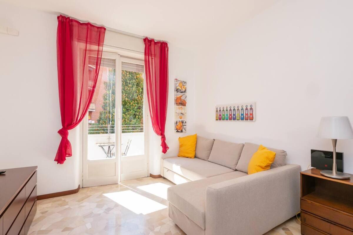 Ihost Apartment - Veneziano 8 Милан Экстерьер фото